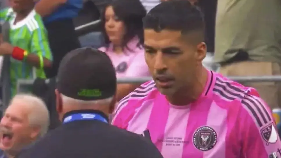 Luis Suárez lanza escupitajo a su rival tras perder la final de la Leagues Cup