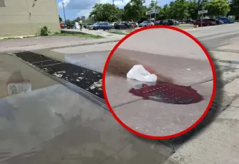 Brotan aguas de color rojo y con mal olor en drenaje de Los Mochis; afectan a distintas zonas