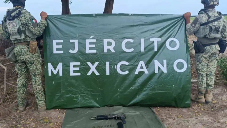 Militares aseguran arma larga, cargador y cartuchos en Villa Juárez, Navolato