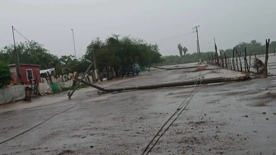Por lluvias se quedan sin luz en Matacahui, Higuera de Zaragoza, Ahome Por lluvias se quedan sin luz en Matacahui, Higuera de Zaragoza, Ahome