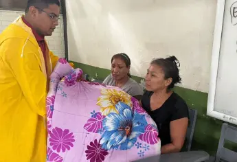 Entre el agua y el miedo: familias de Los Mochis son evacuadas de sus hogares tras las lluvias