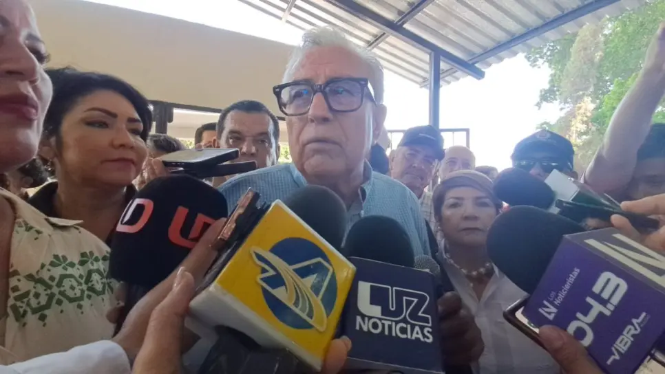 Rocha Moya promete solución definitiva al drenaje de Juan José Ríos