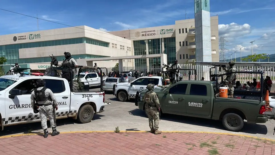 Fuerte operativo tras reporte de gente armada en el Hospital General en Culiacán