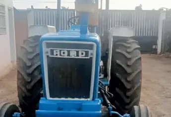 Aseguran tractor con reporte de robo en el municipio de Navolato