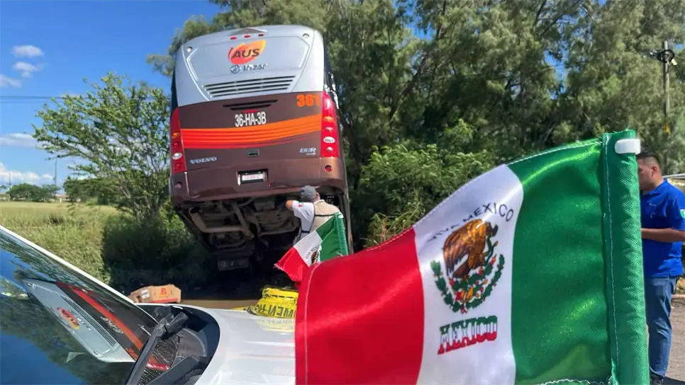 El chofer quedó sin vida al volante.
