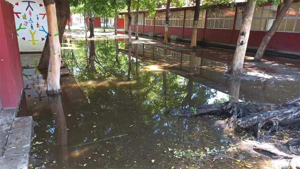 Algunas escuelas sufrieron afectaciones por las lluvias. (FOTO: Temática).