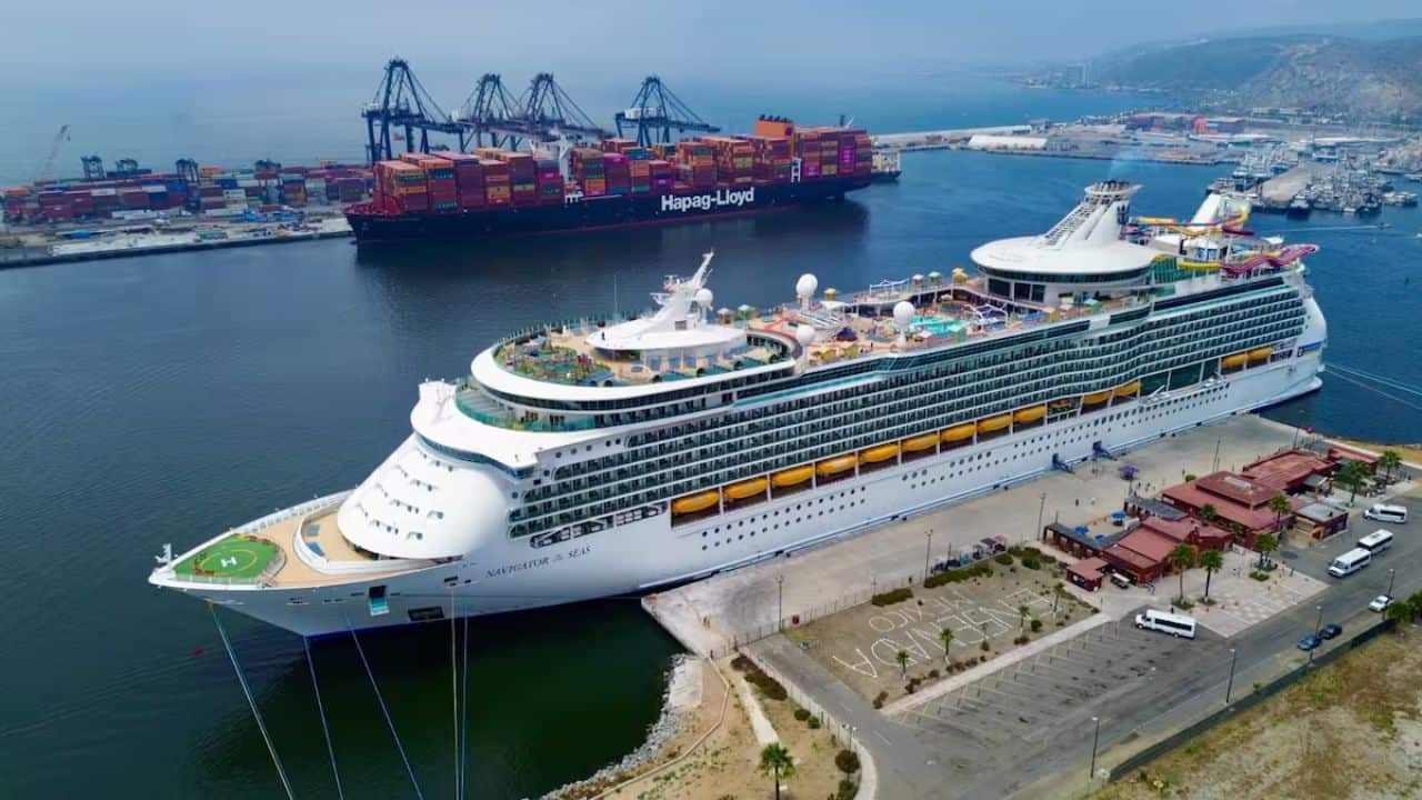 Hombre salta por la borda de un crucero para evitar pagar una deuda de 16 mil dólares en apuestas