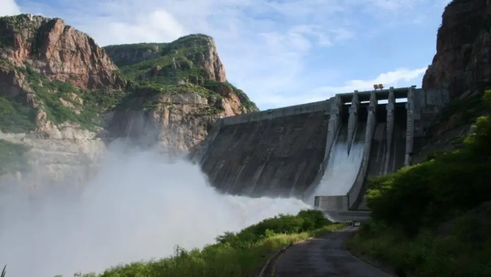 Presa Huites tiene 30 años generando energía eléctrica y salvando la agricultura en Sinaloa Presa Huites tiene 30 años generando energía eléctrica y salvando la agricultura en Sinaloa