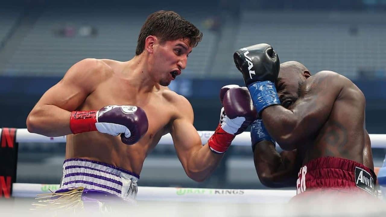 Marco Verde triunfa en Las Vegas tras vencer por KO a Sonala Akale