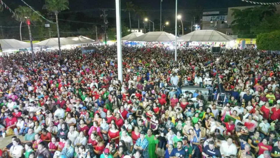 Grito en Los Mochis con Luis Mexia, verbena, castillo y seguridad garantizada Grito en Los Mochis con Luis Mexia, verbena, castillo y seguridad garantizada