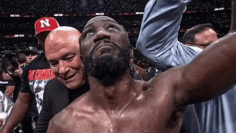 Crawford se llevó el campeonato por Decisión Unánime ante el Canelo Álvarez.