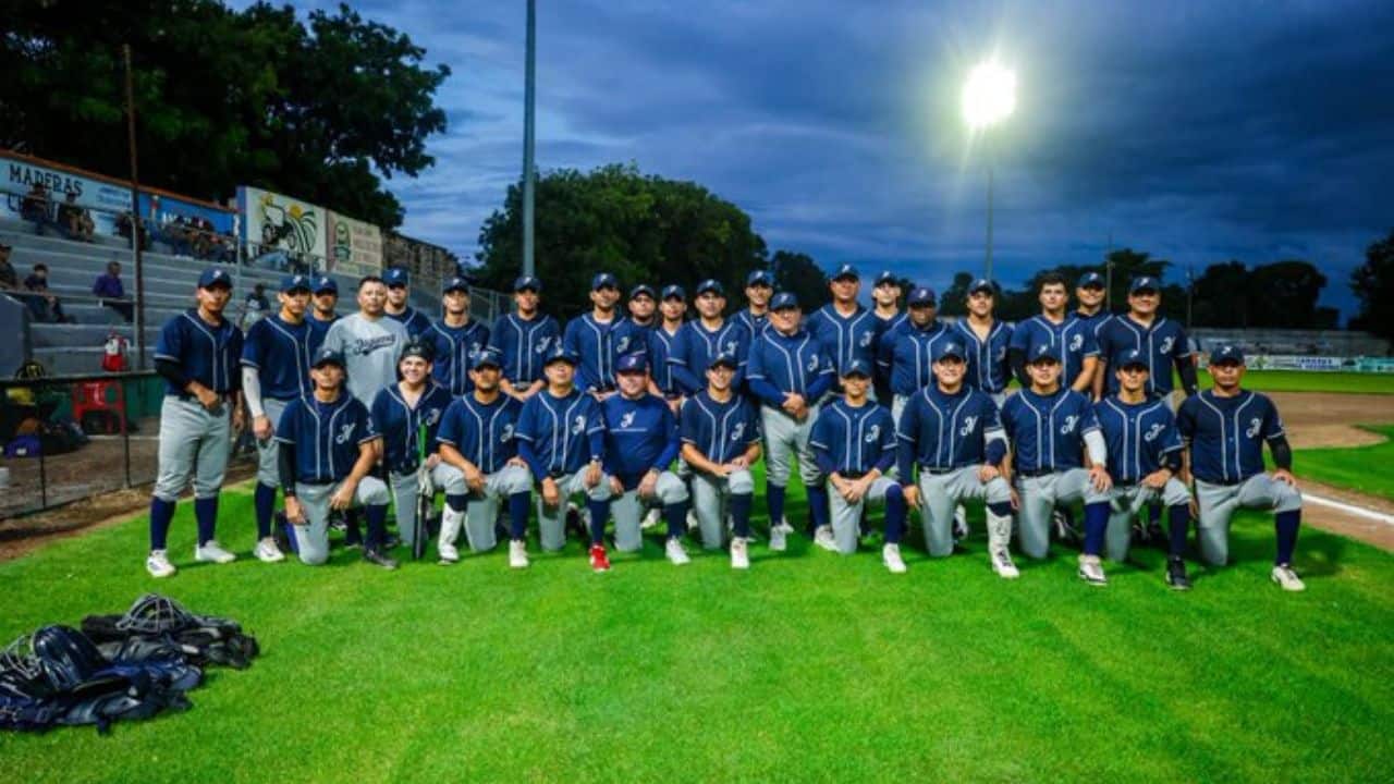 Jaguares de Nayarit presentan uniformes inspirados en cultura wixárika | FOTOS