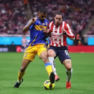 Chivas recibe este miercoles a Tigres en el Estadio Akron