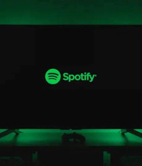 Spotify permitirá elegir cualquier canción sin pagar: se despide del modo aleatorio