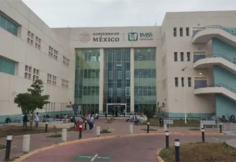 Falsa enfermera ingresó al Hospital General de Culiacán con un gafete falso y dijo que era practicante