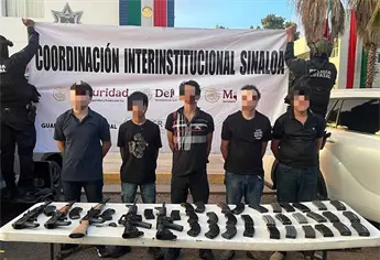 Detienen a 5 hombres con armamento y camionetas con reporte de robo en Stanza Toscana, en Culiacán