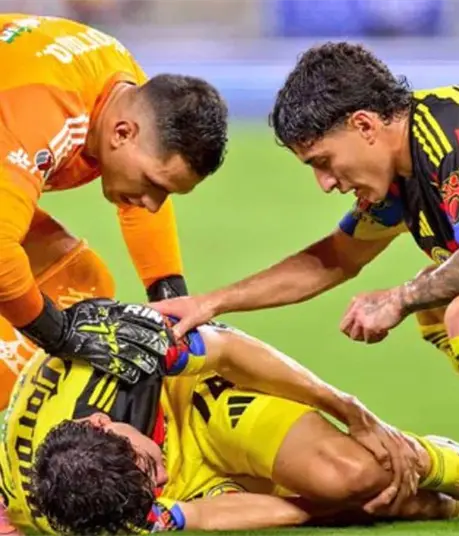 ¿Qué le pasó a Dagoberto Espinoza? Sinaloense sufre grave lesión en juego entre América y Rayados