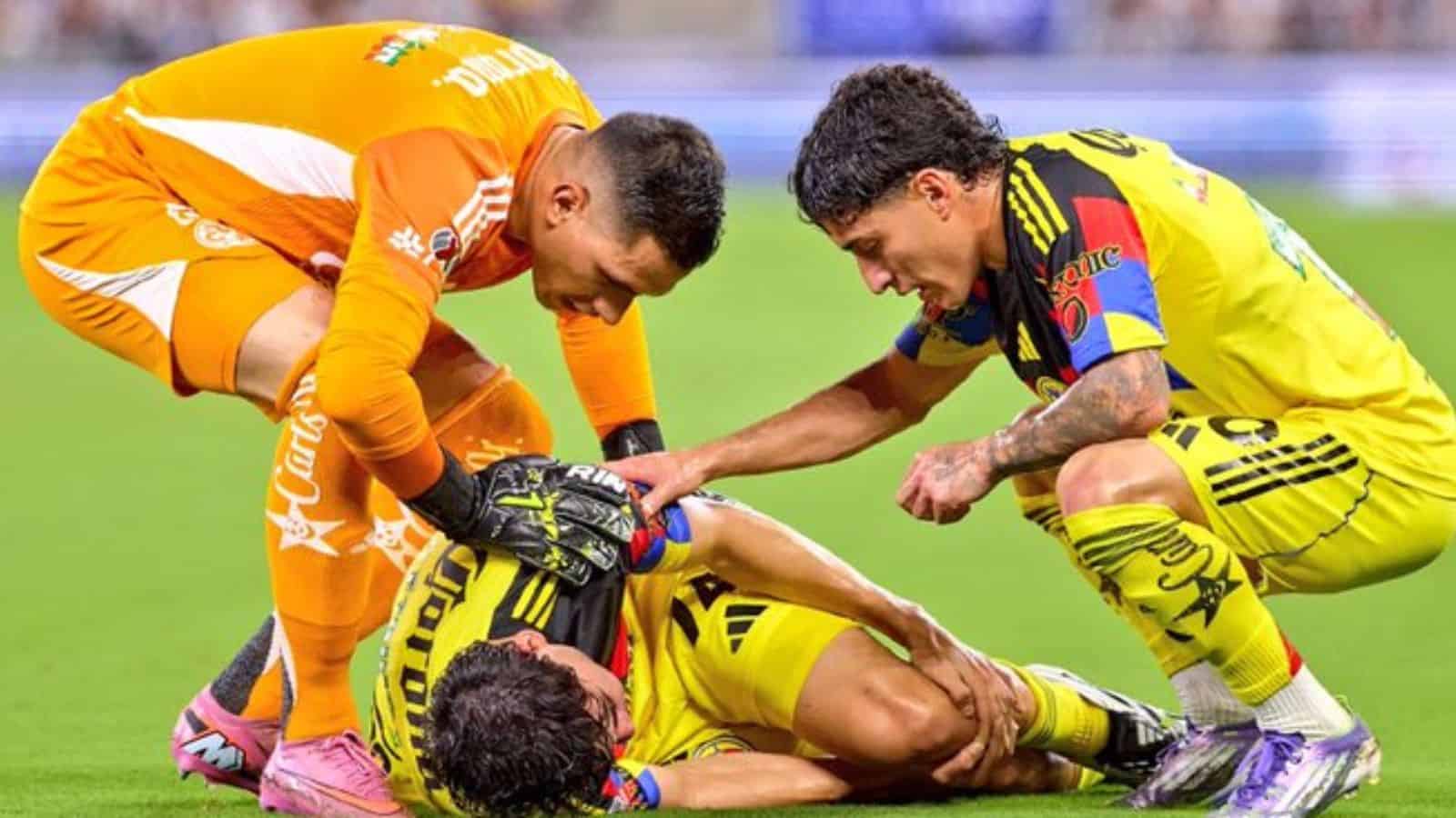 ¿Qué le pasó a Dagoberto Espinoza? Sinaloense sufre grave lesión en juego entre América y Rayados