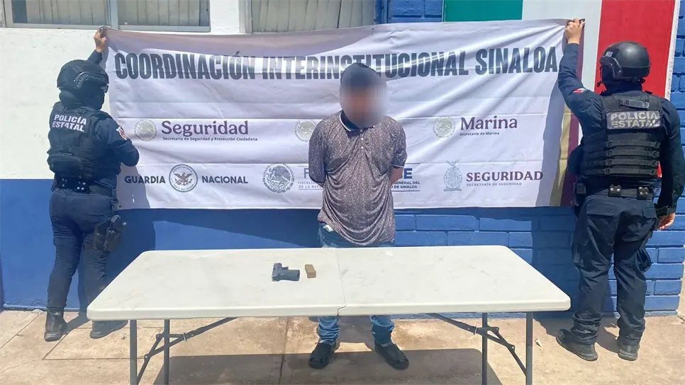 Derivado de ello, el civil y los demás indicios fueron asegurados y puestos a disposición del Ministerio Público para que lleve a cabo las investigaciones correspondientes