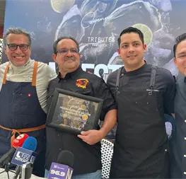 Cayenna y Chef Luis Osuna reconocen a Mariscos "El Puyi" con homenaje y degustación