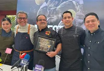 Cayenna y Chef Luis Osuna reconocen a Mariscos "El Puyi" con homenaje y degustación