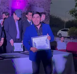 Alexis "El Pollo" Valenzuela es reconocido con la medalla "Arnoldo Corrales Bazua"