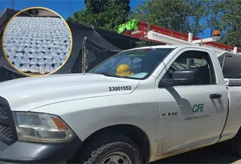 Ejército asegura camioneta clonada de la CFE con 300 kilos de cristal en El Fuerte