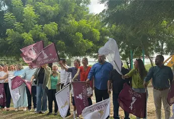 Estrella Palacios inicia construcción de aula de medios en la primaria Amigos de México