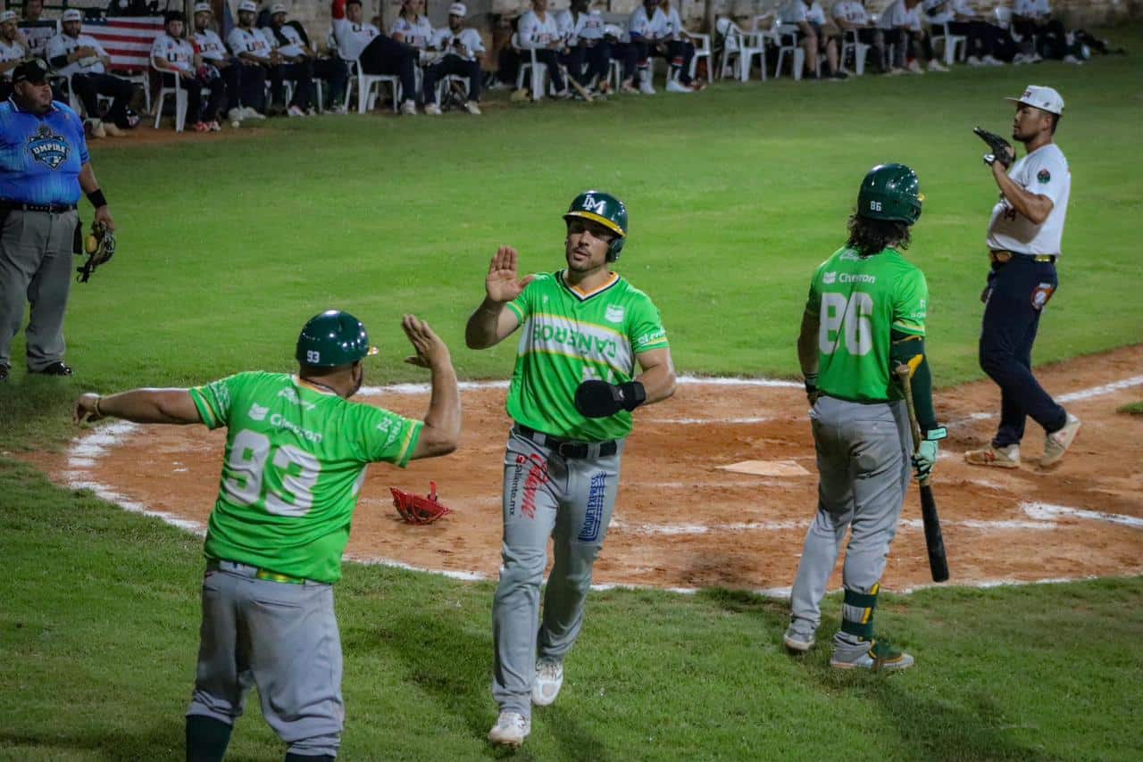 Histórico juego de béisbol entre Cañeros de Los Mochis y Team USA en El Fuerte