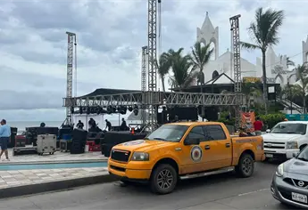 Pancho Barraza en Mazatlán: Instalan escenario para el concierto gratuito de este jueves