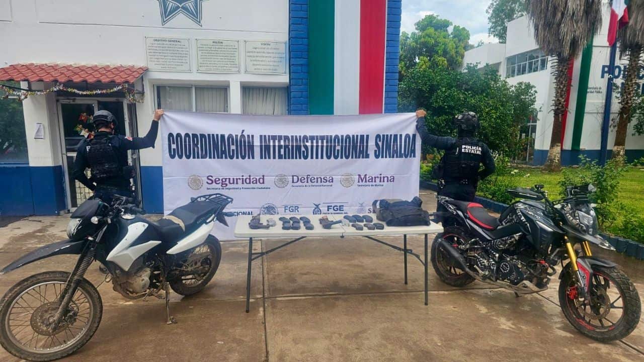 Grupo Interinstitucional asegura motocicletas robadas y armamento en Las Trancas, Navolato