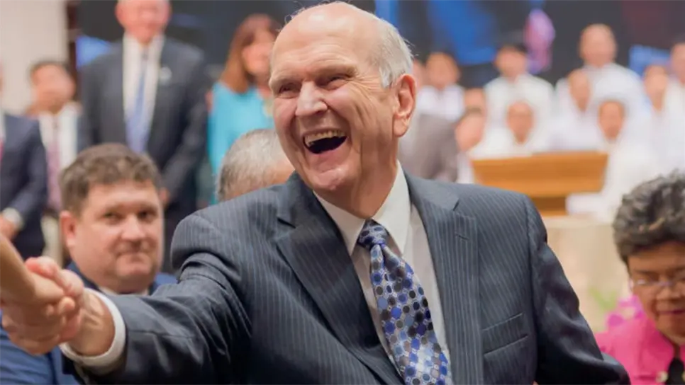 El sucesor de Nelson será elegido después de su funeral por el Cuórum de los Doce Apóstoles, quienes, al igual que el presidente de la Iglesia, son considerados profetas por los creyentes