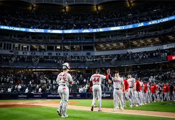 Medias Rojas vencen a Yankees en el primer juego del Comodín de la Liga Americana