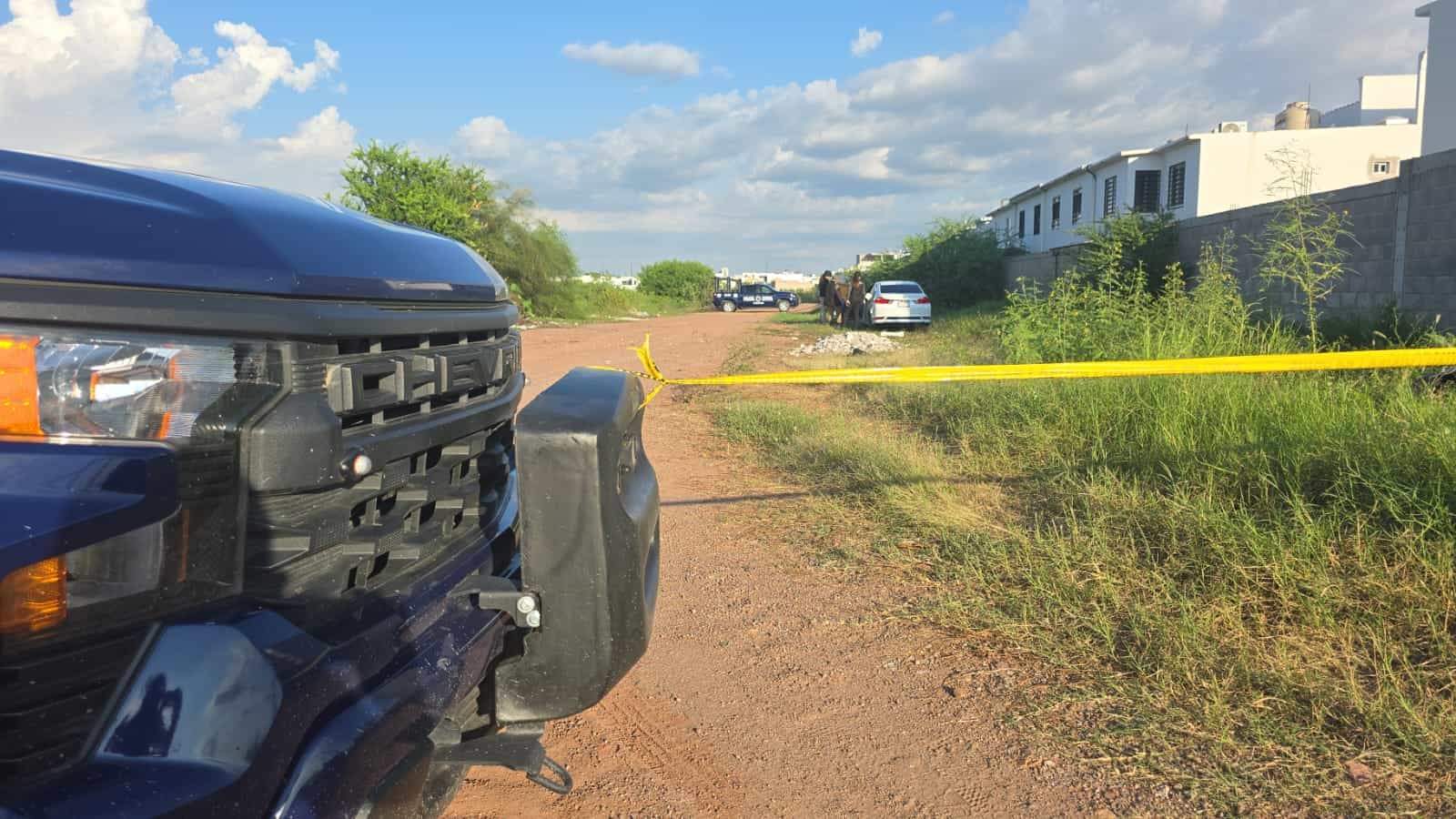 Localizan una persona sin vida en un vehículo incendiado en Portalegre, Culiacán