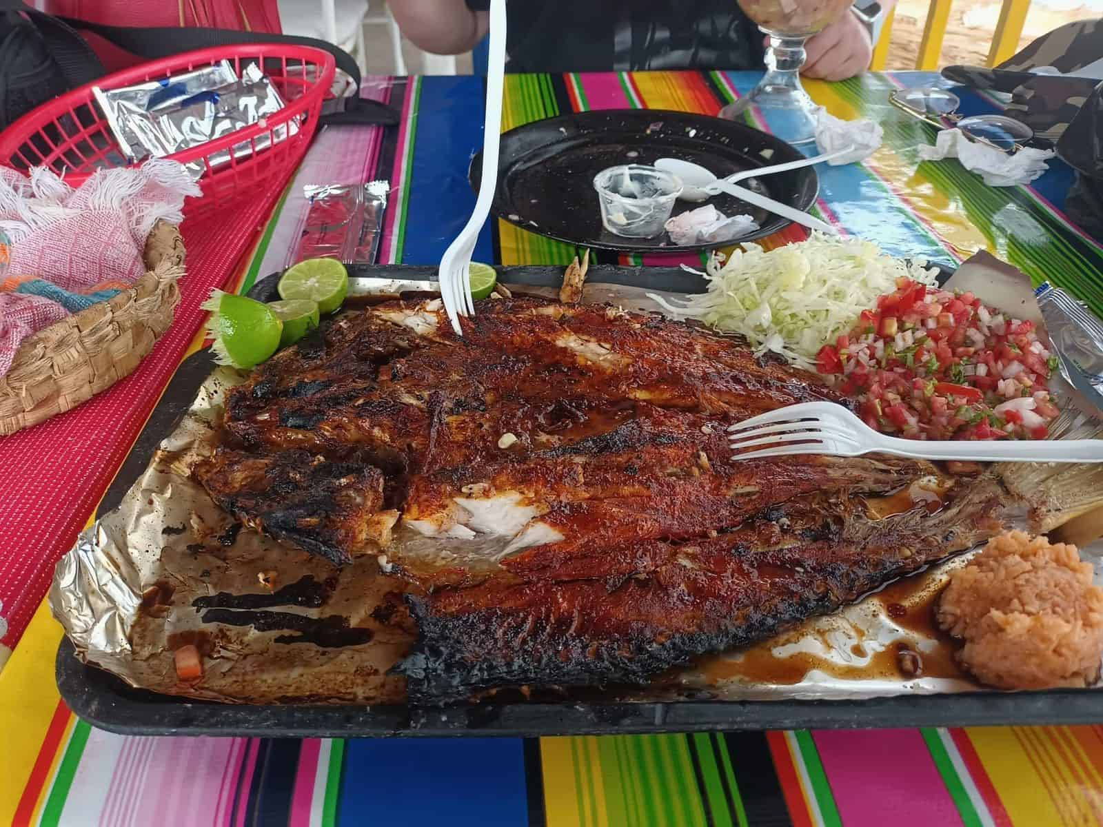 El pescado zarandeado es una delicia imperdible si visitas El Maviri. (FOTO: Enrique Chan).
