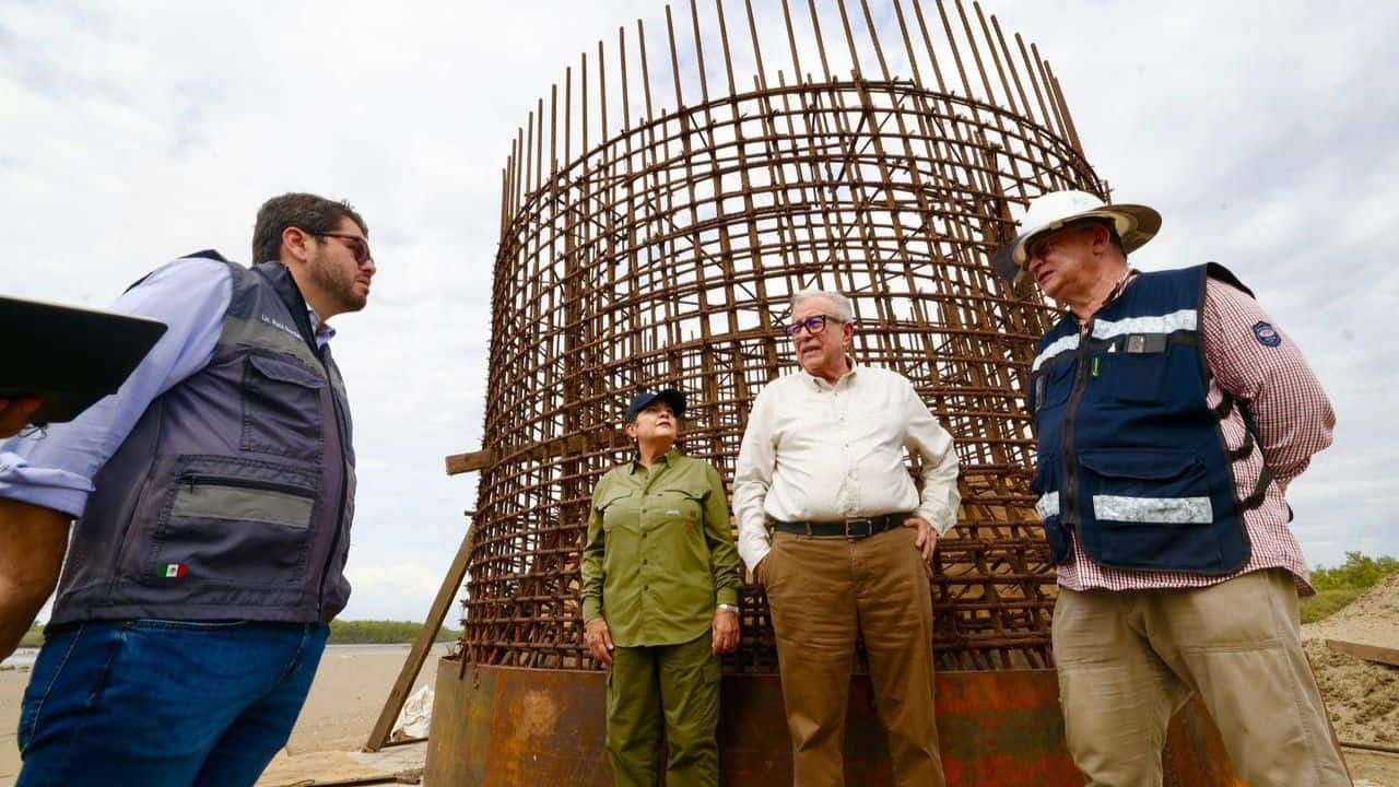 Supervisa Gobernador Rocha avances de construcción del puente Bellavista-Boca del Río-Las Glorias