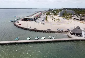Por huracán Priscila cierran navegación en puertos de Sinaloa y otros estados del país
