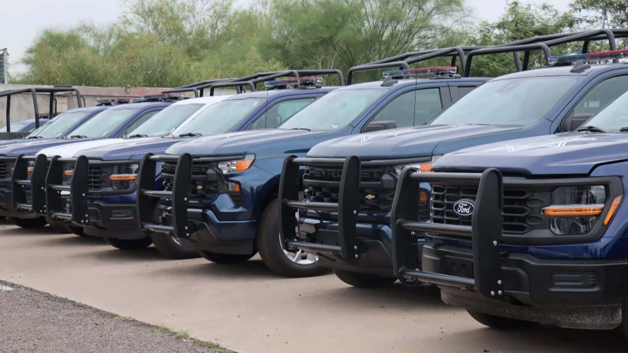Gobierno de Sinaloa adquiere 70 patrullas para corporaciones municipales y Policía Estatal