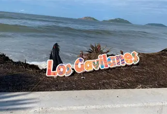 “En tres horas te quedas sin negocio” palaperos de Mazatlán sufren los efectos del huracán Priscila