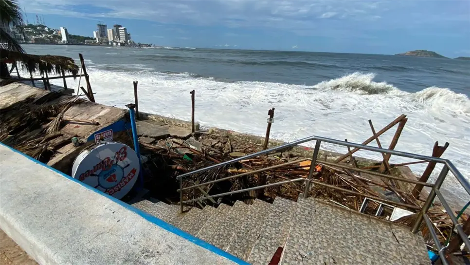 Los daños fueron considerables en la mayoría de las estructuras afectadas. FOTO: Luz Noticias.