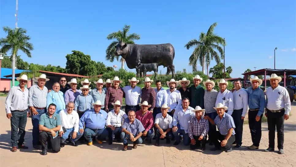 Ganaderos de Sinaloa tendrán créditos de hasta $8 MDP: Ismael Bello Esquivel