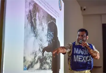 Raymond y Priscila se acercan al Pacífico; Ahome en alerta con sesión permanente de Protección Civil