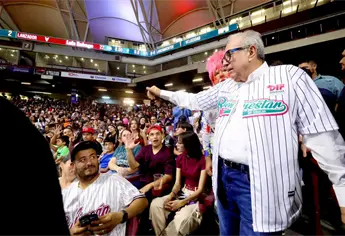 Rocha Moya celebra la respuesta de la afición al Cuadrangular del Bienestar de Beisbol en Culiacán