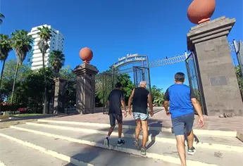 Parque Sinaloa reabre tras cierre por lluvias de Raymond