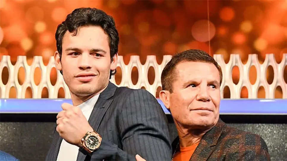 La leyenda viviente estuvo como invitado de honor en el evento llamado Martes de Café que organiza el Consejo Mundial de Boxeo (CMB), donde habló sobre la situación que está viviendo el Junior, aunque aseguró que nunca ha sido narcotraficante