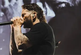 Cantante de Avenged Sevenfold muestra apoyo a rehenes israelíes liberados por Hamás