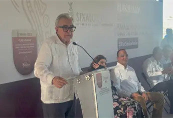 Gobernador Rubén Rocha se comprometa a rehabilitar primaria Quetzalcóatl de Los Mochis