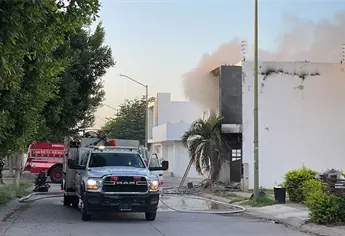 Incendian de nuevo residencia quemada hace una semana en el fraccionamiento Portalegre en Culiacán