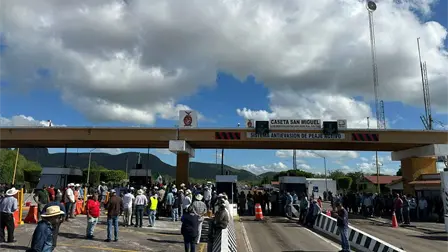Productores de Sinaloa salen a carreteras; esperan respuesta de SADER