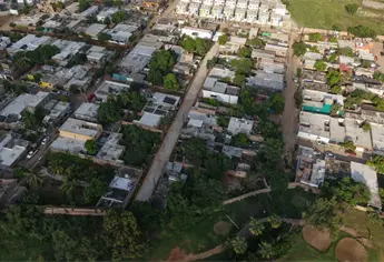 ¡Una calle más para Mazatlán! Estrella Palacios entrega obra en la Mazatlán I